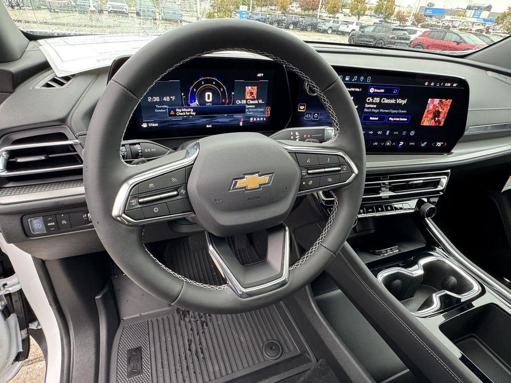 new 2026 Chevrolet Traverse car, priced at $44,426