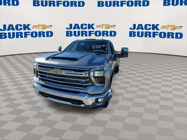 new 2025 Chevrolet Silverado 3500 car, priced at $79,000