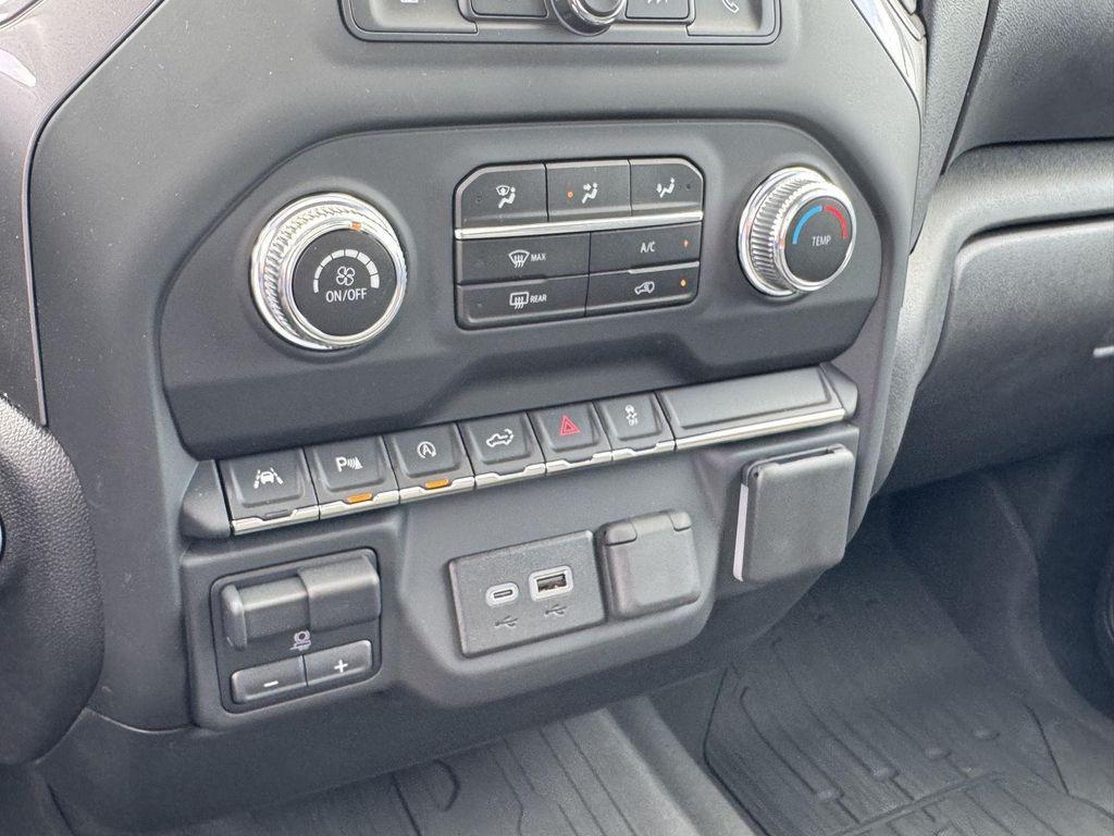used 2024 GMC Sierra 1500 car, priced at $36,000