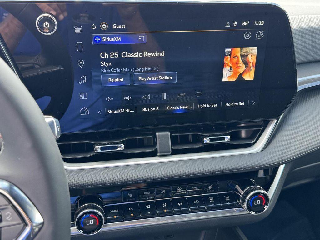 new 2026 Chevrolet Equinox car, priced at $32,545