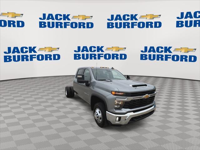 new 2025 Chevrolet Silverado 3500 car, priced at $64,770