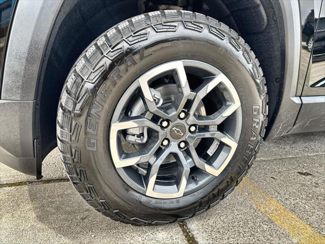 new 2025 Chevrolet Equinox car, priced at $34,925