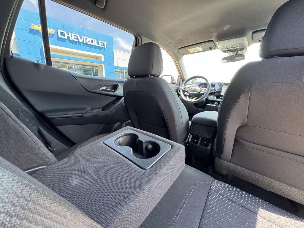 new 2026 Chevrolet Equinox car, priced at $29,490