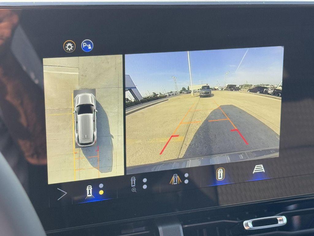 new 2026 Chevrolet Equinox car, priced at $31,440