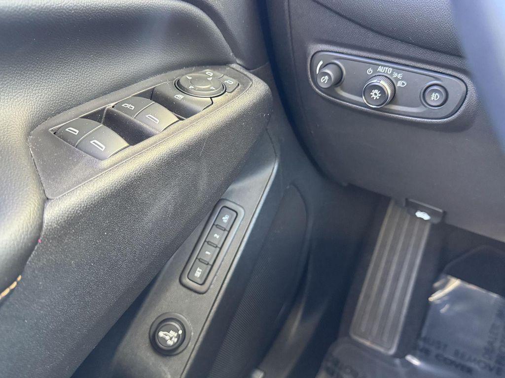 used 2020 Chevrolet Equinox car, priced at $19,500