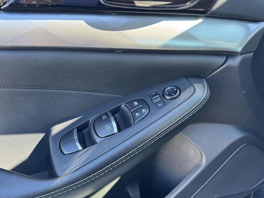 used 2023 Nissan Maxima car, priced at $22,500