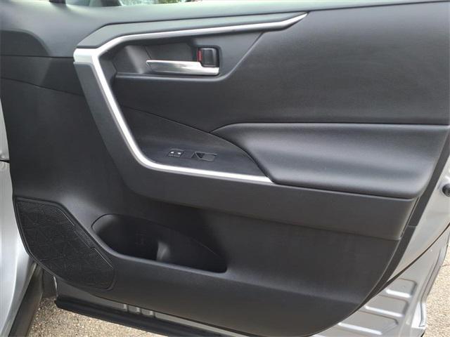 used 2020 Toyota RAV4 car, priced at $23,722