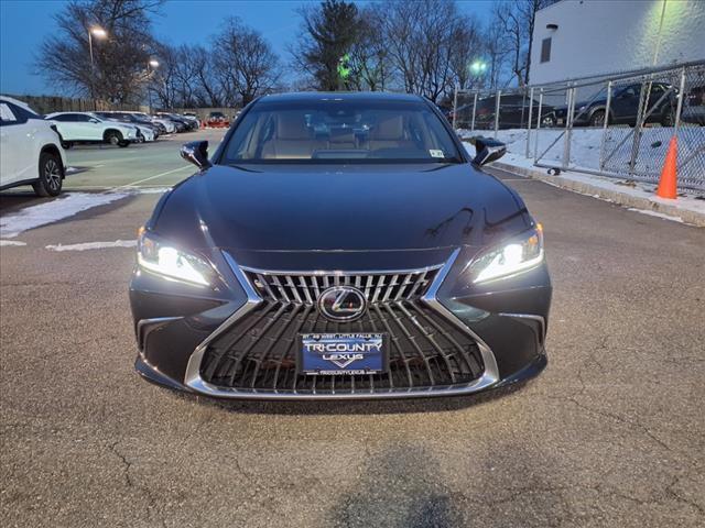 used 2022 Lexus ES 350 car, priced at $39,991