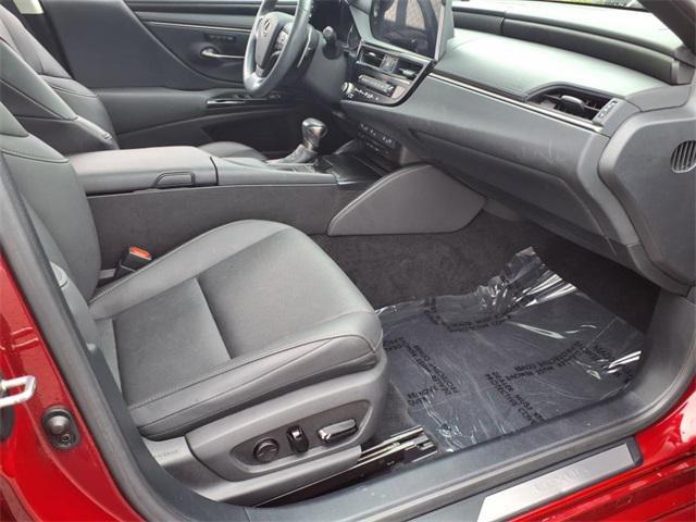 used 2022 Lexus ES 350 car, priced at $31,596