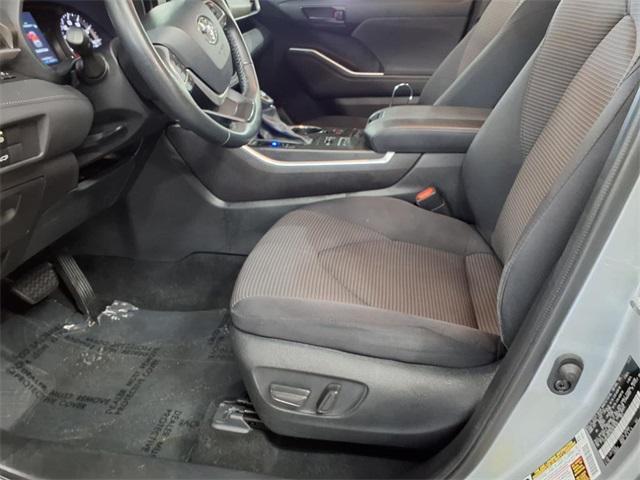 used 2022 Toyota Highlander car, priced at $29,308