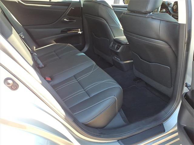 used 2022 Lexus ES 350 car, priced at $40,473