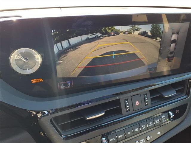 used 2022 Lexus ES 350 car, priced at $40,473