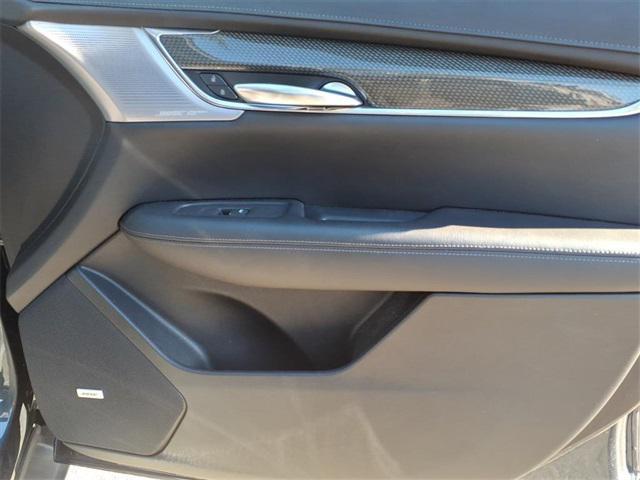 used 2020 Cadillac XT5 car, priced at $21,079