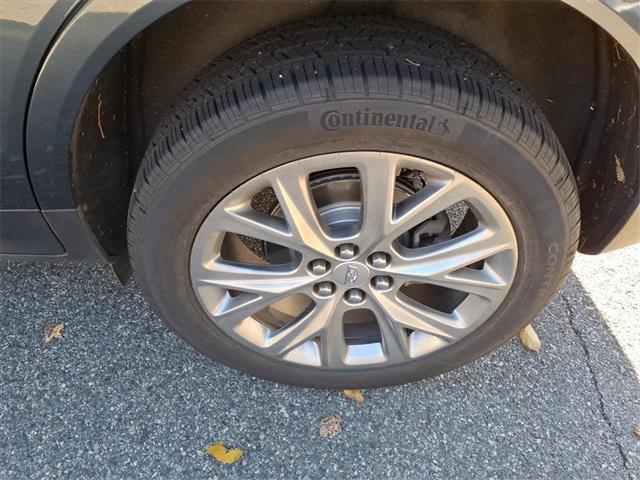 used 2020 Cadillac XT5 car, priced at $21,079