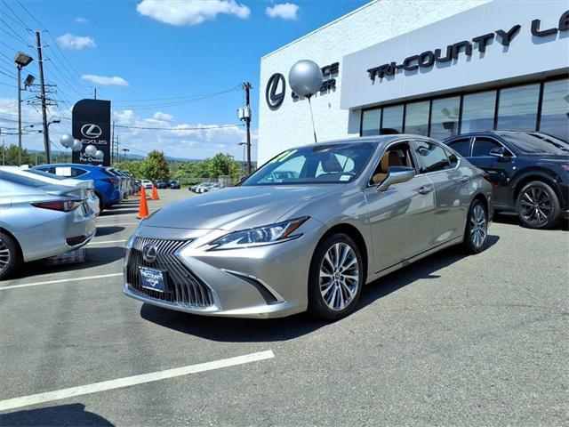 used 2021 Lexus ES 350 car, priced at $29,161