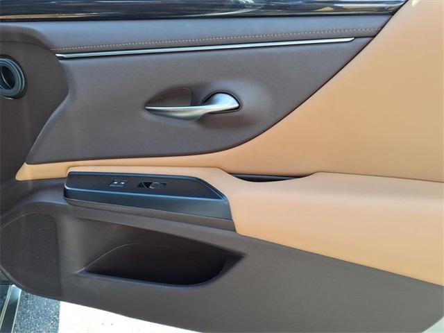 used 2021 Lexus ES 350 car, priced at $29,161