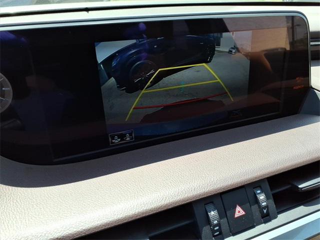 used 2021 Lexus ES 350 car, priced at $29,161