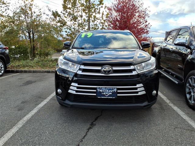 used 2019 Toyota Highlander car, priced at $25,997