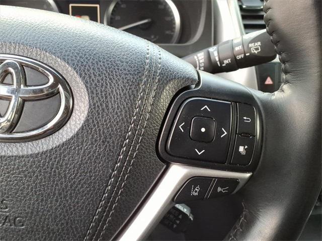 used 2019 Toyota Highlander car, priced at $25,997