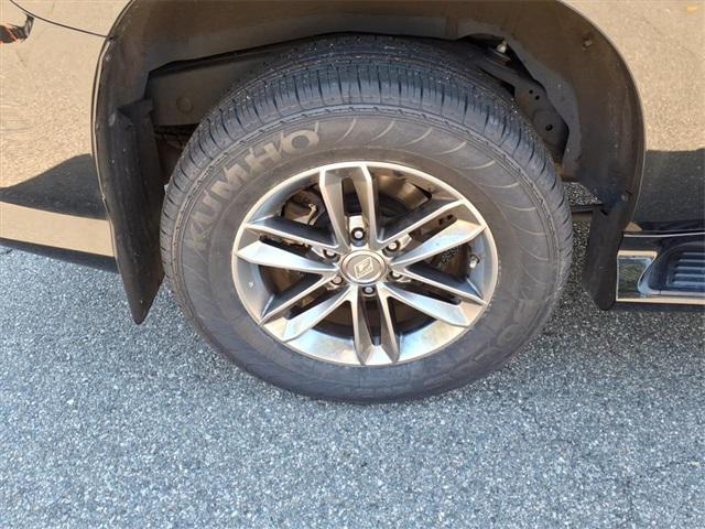 used 2022 Lexus GX 460 car, priced at $50,486