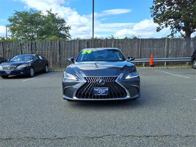 used 2024 Lexus ES 350 car, priced at $38,995