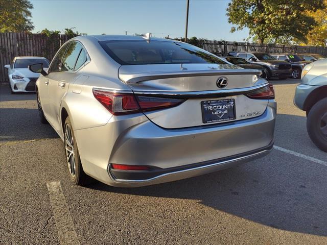 used 2022 Lexus ES 250 car, priced at $32,456