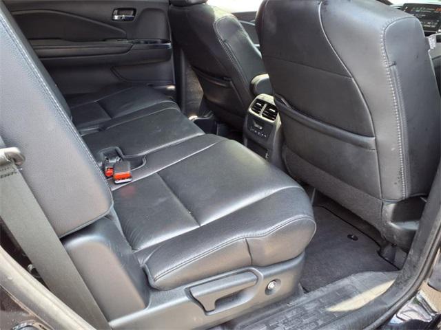 used 2019 Honda Pilot car, priced at $25,288
