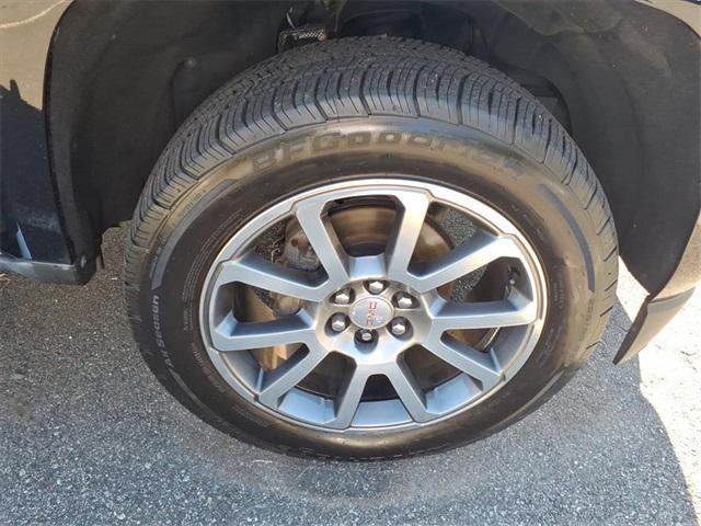 used 2018 GMC Canyon car, priced at $19,995