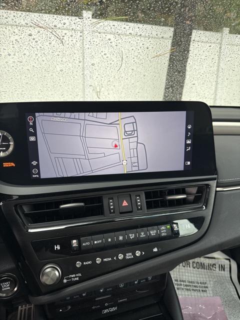 used 2022 Lexus ES 350 car, priced at $38,383