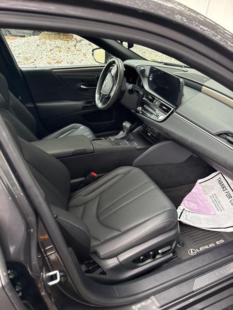 used 2022 Lexus ES 350 car, priced at $38,383