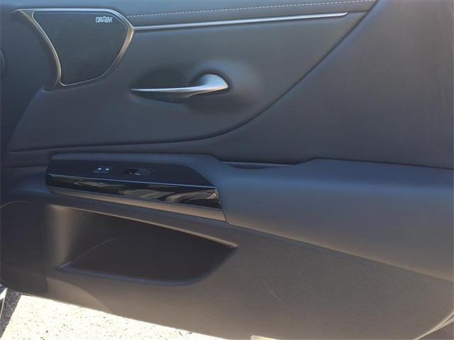 used 2022 Lexus ES 350 car, priced at $39,699