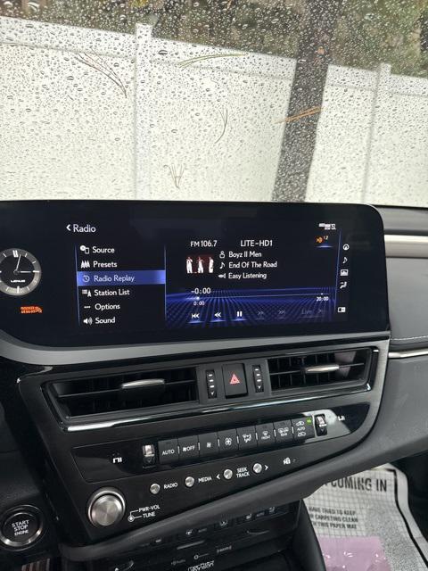used 2022 Lexus ES 350 car, priced at $38,383