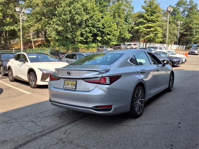 used 2022 Lexus ES 250 car, priced at $30,222