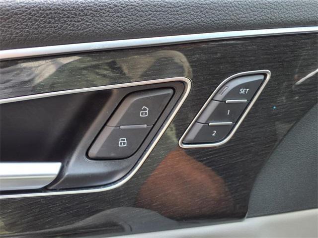 used 2020 Audi Q7 car, priced at $21,568