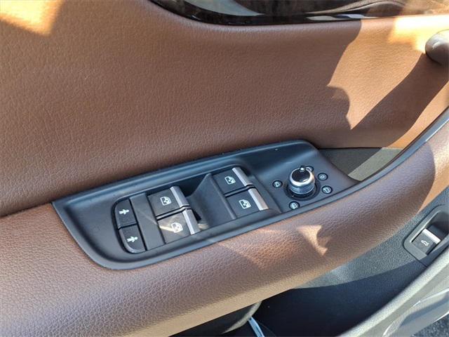 used 2018 Audi Q7 car, priced at $16,394