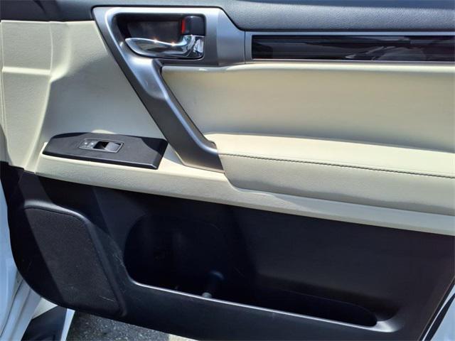 used 2022 Lexus GX 460 car, priced at $48,900