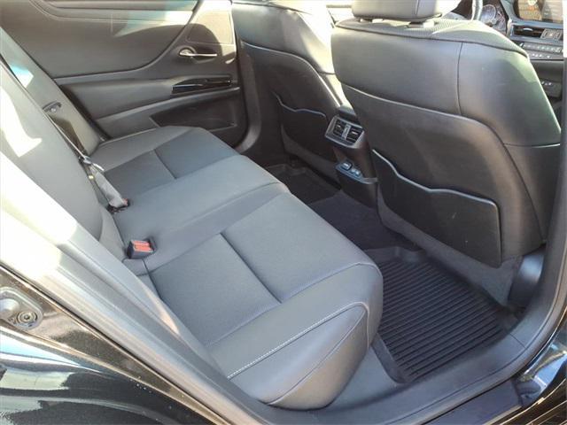 used 2022 Lexus ES 350 car, priced at $33,001