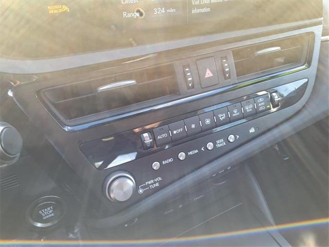 used 2022 Lexus ES 350 car, priced at $33,001