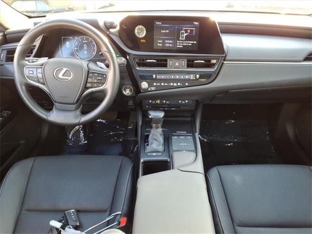 used 2022 Lexus ES 350 car, priced at $33,001