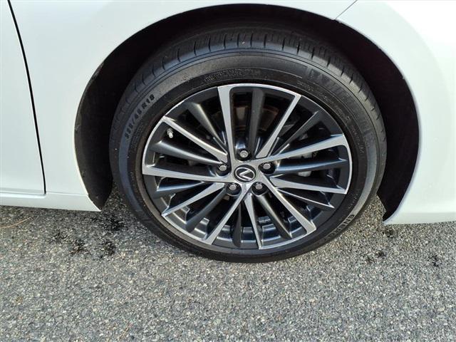 used 2023 Lexus ES 350 car, priced at $34,632