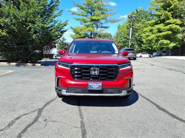 used 2023 Honda Pilot car, priced at $39,787