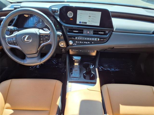 used 2024 Lexus ES 250 car, priced at $42,351