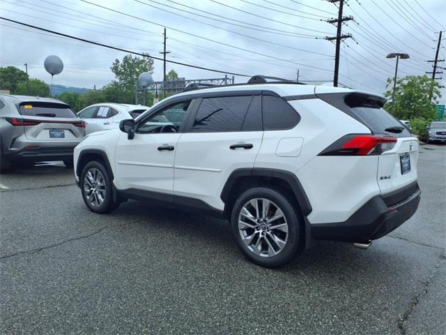 used 2020 Toyota RAV4 car, priced at $24,657