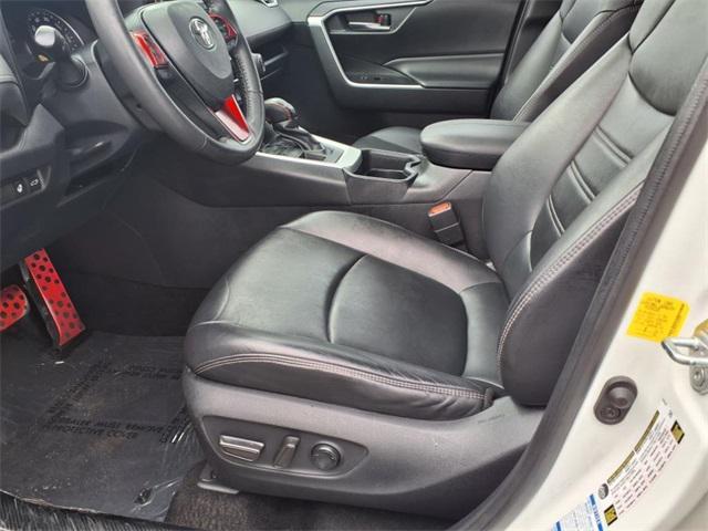 used 2020 Toyota RAV4 car, priced at $24,657