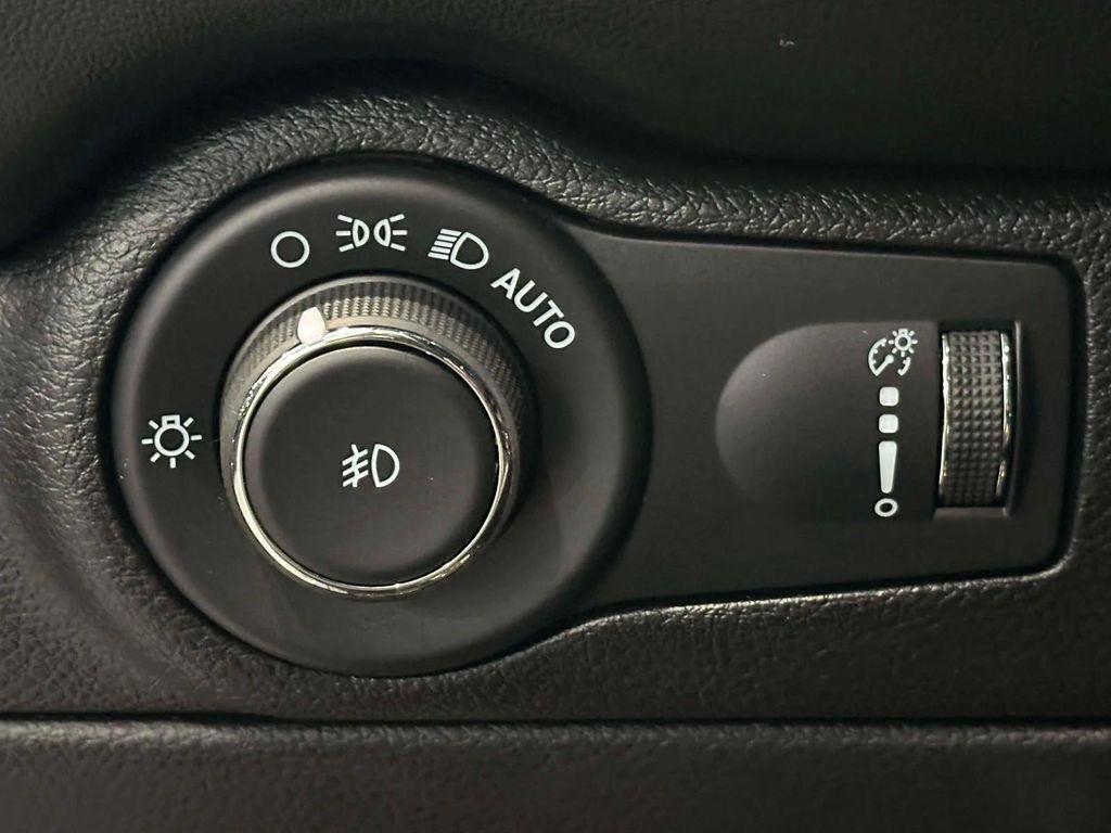used 2022 Dodge Durango car, priced at $33,391