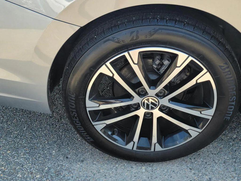 used 2024 Volkswagen Jetta car, priced at $21,691