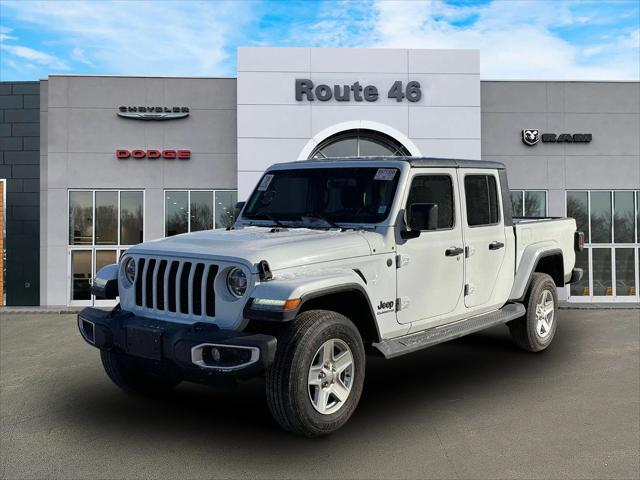 used 2022 Jeep Gladiator car, priced at $31,991