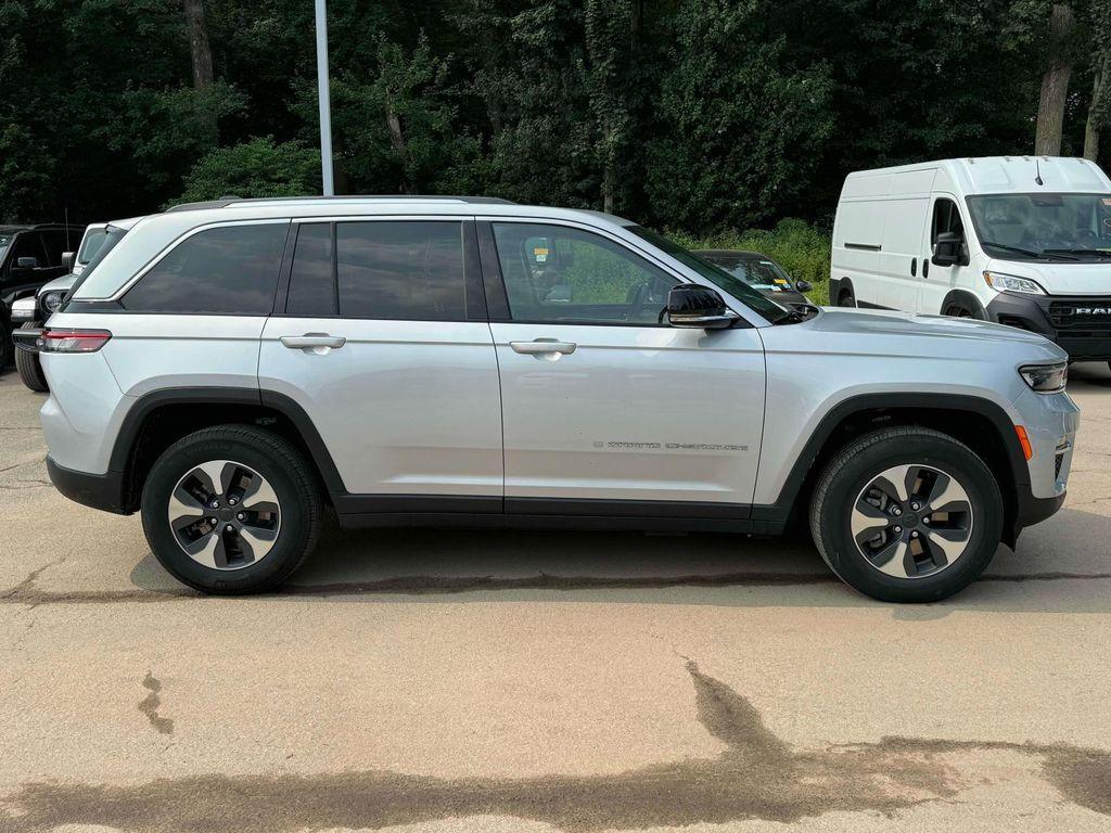used 2022 Jeep Grand Cherokee 4xe car, priced at $25,991