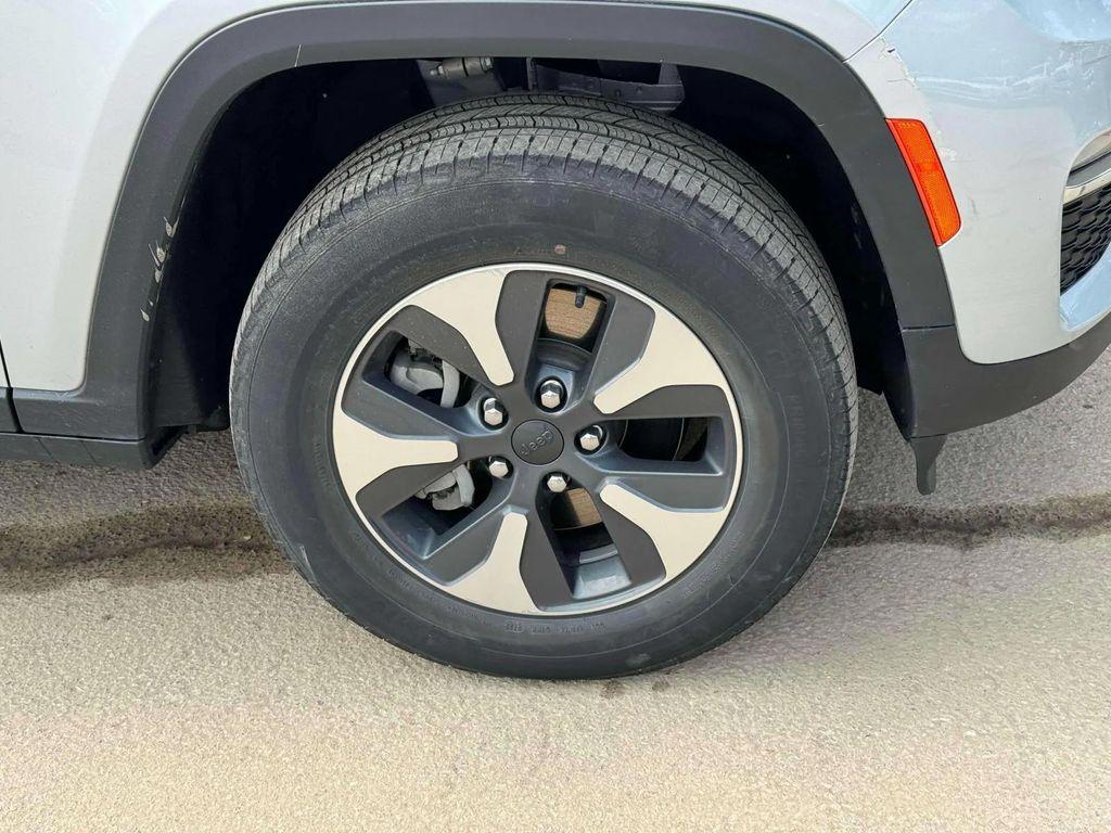 used 2022 Jeep Grand Cherokee 4xe car, priced at $25,991