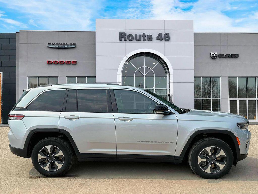 used 2022 Jeep Grand Cherokee 4xe car, priced at $24,991